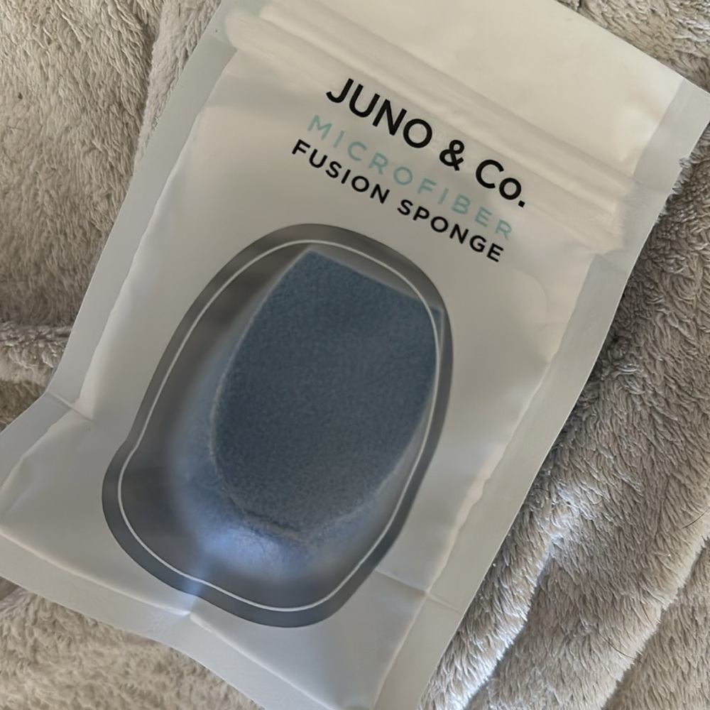Juno & Co. Microfiber fusion makeup sponges - Picture 2 of 3